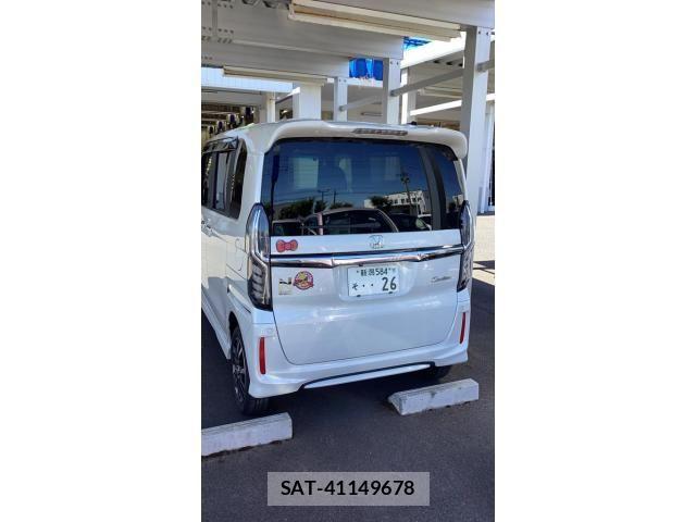 Honda N BOX 2017-09 8830669-1