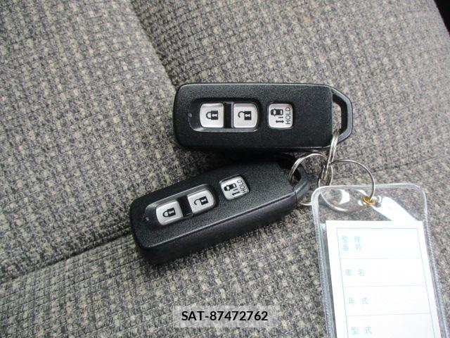 Honda N BOX 2022-03 8830666-18