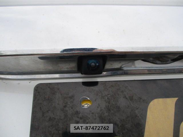 Honda N BOX 2022-03 8830666-21