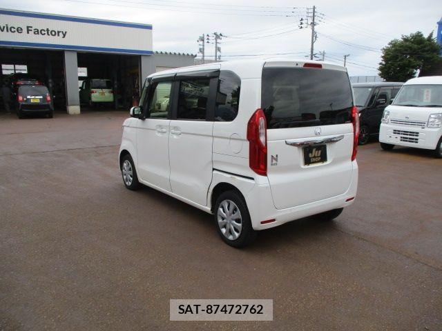 Honda N BOX 2022-03 8830666-5