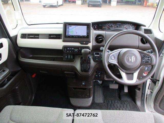 Honda N BOX 2022-03 8830666-8