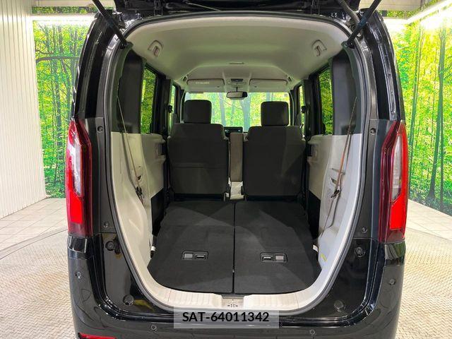 Honda N BOX 2024-11 8830659-11