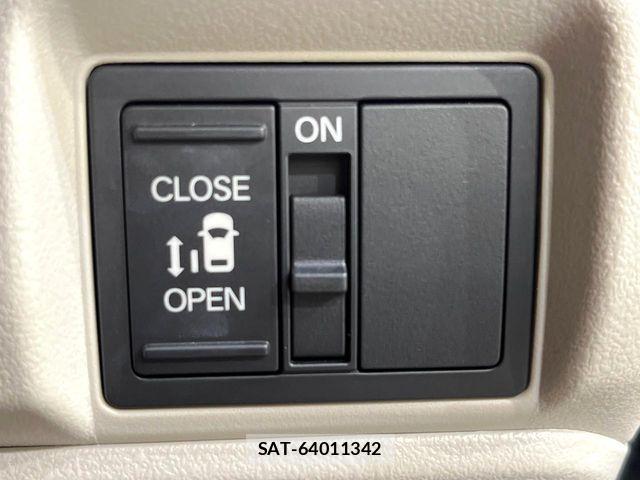 Honda N BOX 2024-11 8830659-2