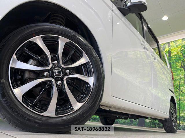Honda N BOX 2021-08 8848497-12