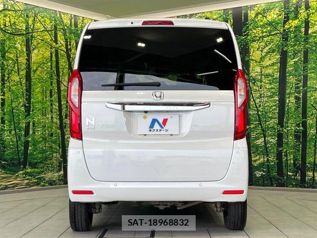 Honda N BOX 2021-08 8848497-14