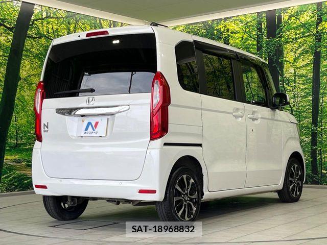 Honda N BOX 2021-08 8848497-16