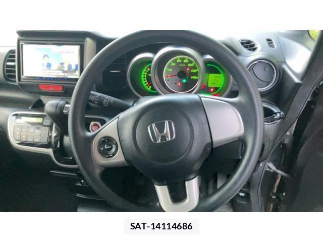 Honda N BOX 2013-10 8850082-13