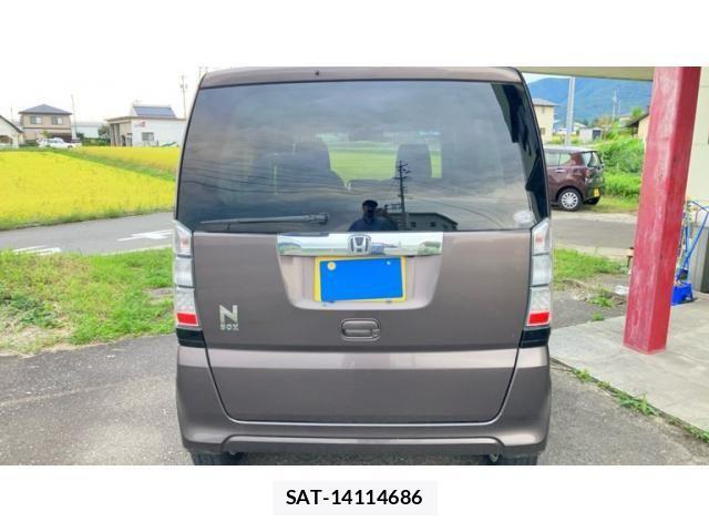 Honda N BOX 2013-10 8850082-27