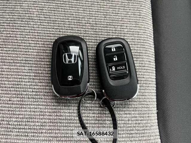 Honda N BOX 2024-09 8871598-18