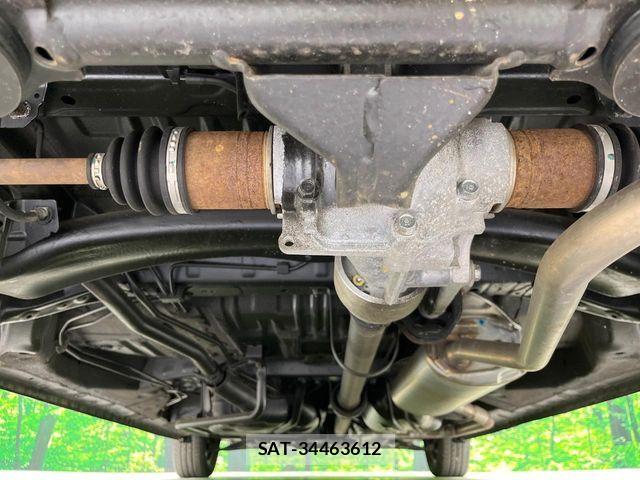 Honda N BOX 2023-10 8871597-18