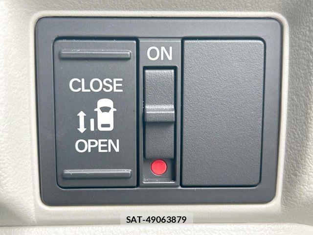 Honda N BOX 2024-11 8871601-3