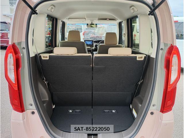 Honda N BOX 2021-04 8881077-16