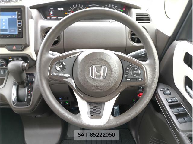 Honda N BOX 2021-04 8881077-18