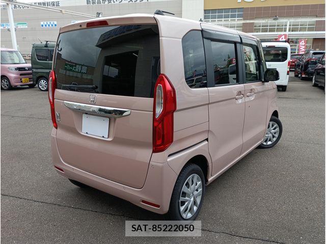 Honda N BOX 2021-04 8881077-1
