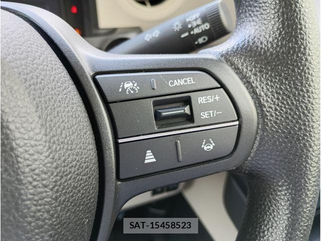 Honda N BOX 2023-10 8881072-11