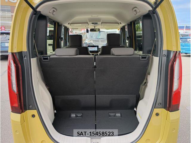 Honda N BOX 2023-10 8881072-16