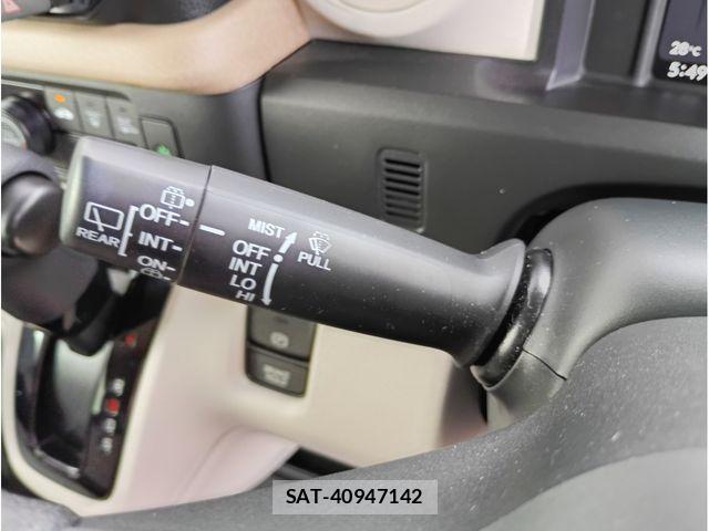 Honda N BOX 2024-06 8884030-9