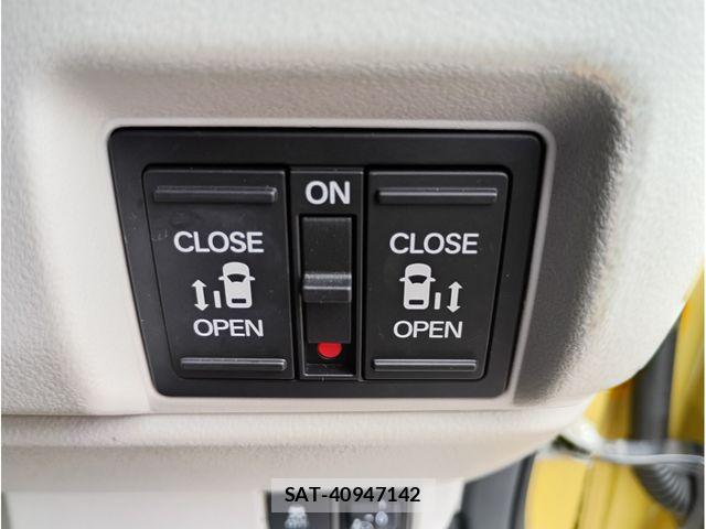 Honda N BOX 2024-06 8884030-11