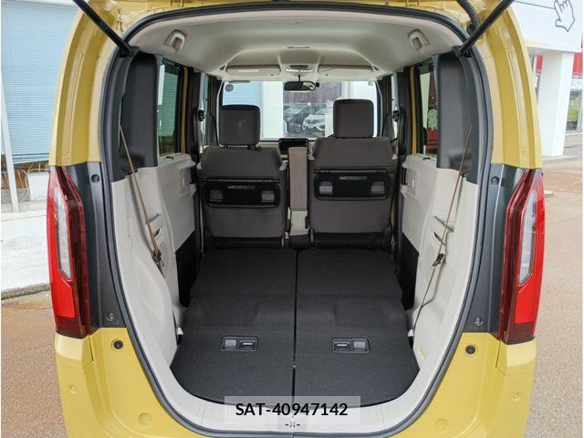 Honda N BOX 2024-06 8884030-18