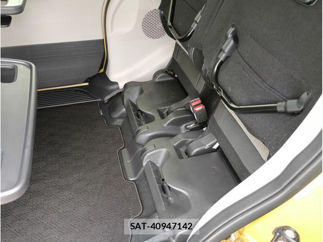 Honda N BOX 2024-06 8884030-19