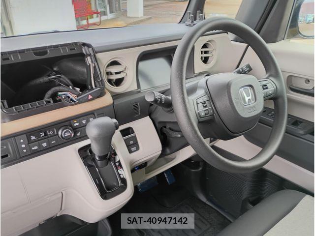 Honda N BOX 2024-06 8884030-25