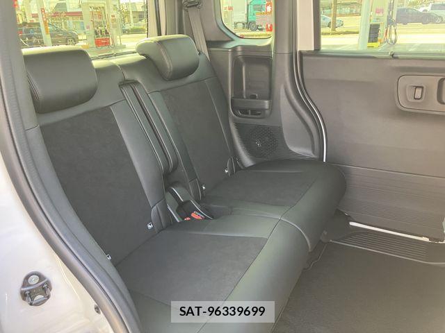 Honda N BOX CUSTOM 2026-01 2447715-11