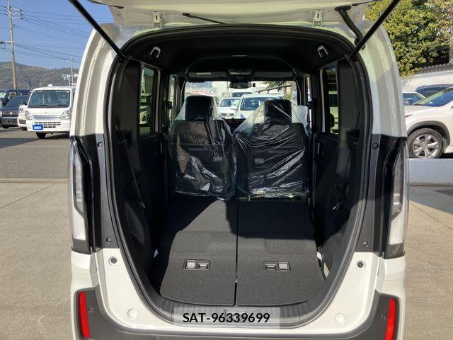 Honda N BOX CUSTOM 2026-01 2447715-13