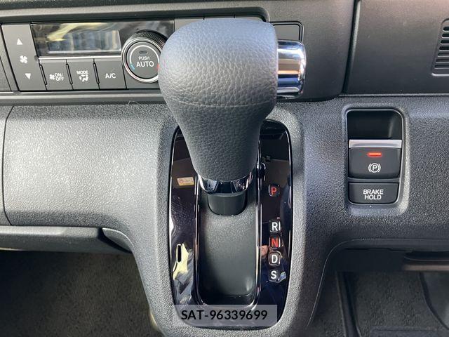 Honda N BOX CUSTOM 2026-01 2447715-19