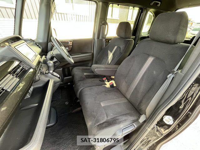 Honda N BOX CUSTOM 2020-05 2830251-18