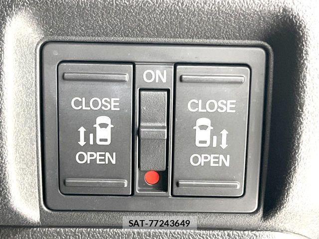 Honda N BOX CUSTOM 2024-04 2964575-4