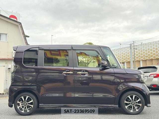 Honda N BOX CUSTOM 2018-02 3422302-2
