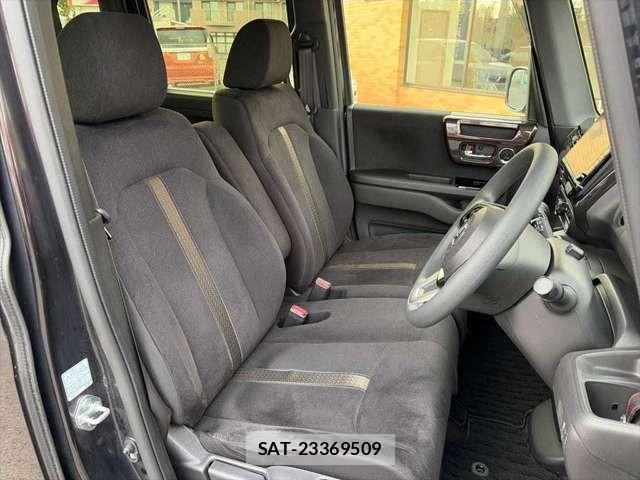 Honda N BOX CUSTOM 2018-02 3422302-7
