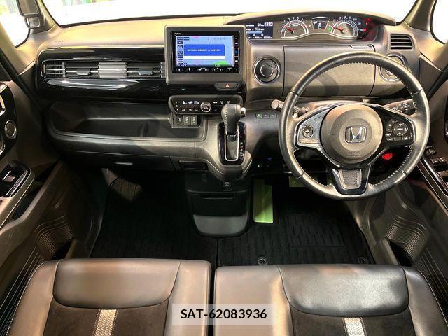 Honda N BOX CUSTOM 2021-08 3772870-1