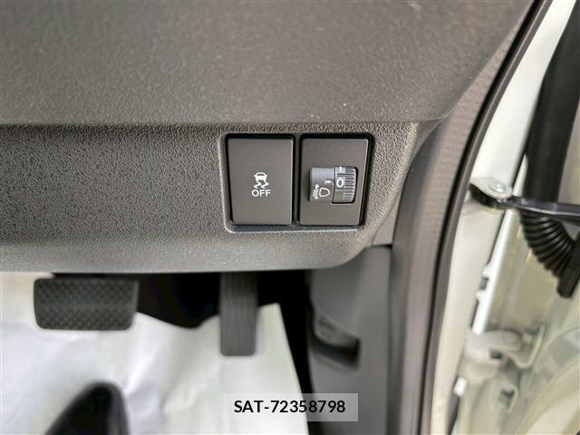Honda N BOX CUSTOM 2026-02 4046066-18