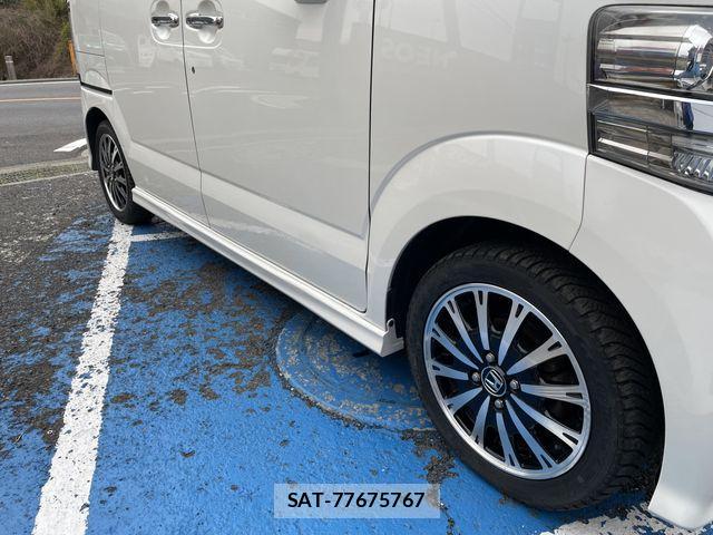 Honda N BOX CUSTOM 2016-03 4046178-9