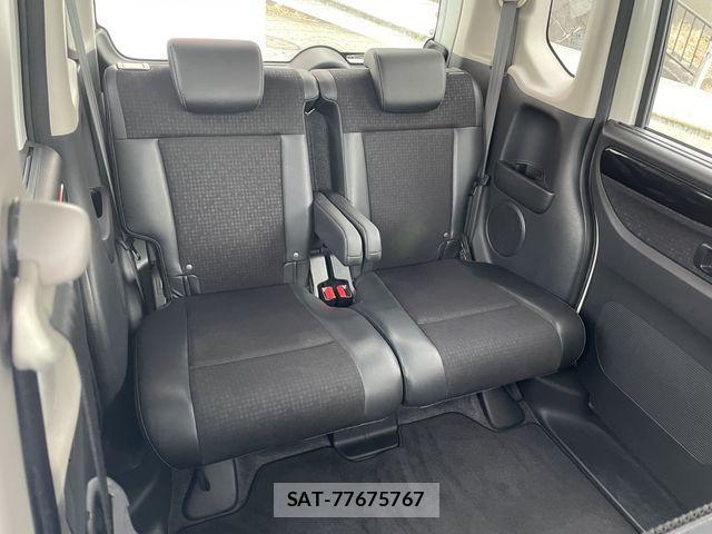 Honda N BOX CUSTOM 2016-03 4046178-15