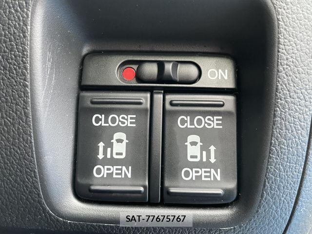 Honda N BOX CUSTOM 2016-03 4046178-21