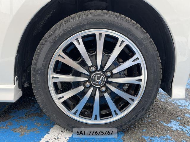 Honda N BOX CUSTOM 2016-03 4046178-26