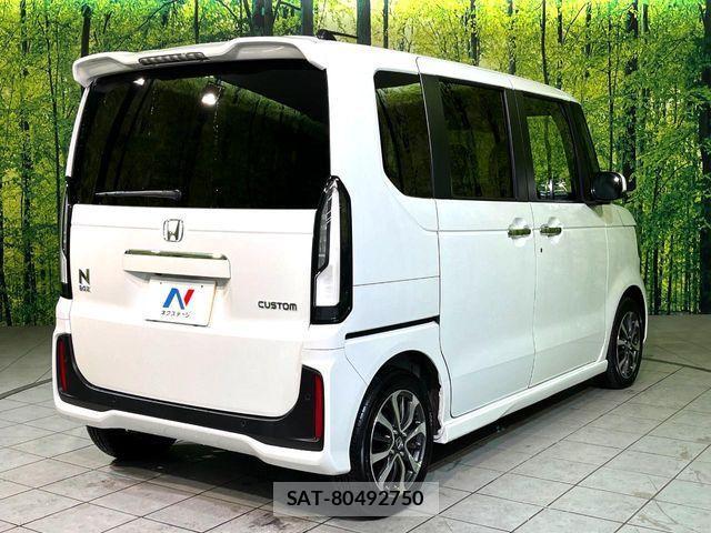 Honda N BOX CUSTOM 2024-08 4046079-16