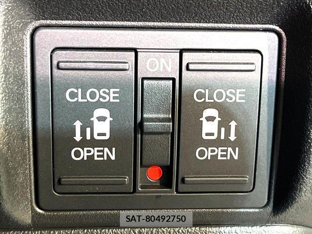 Honda N BOX CUSTOM 2024-08 4046079-5