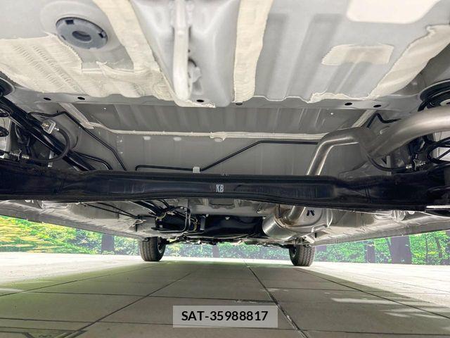 Honda N BOX CUSTOM 2026-01 4242405-18