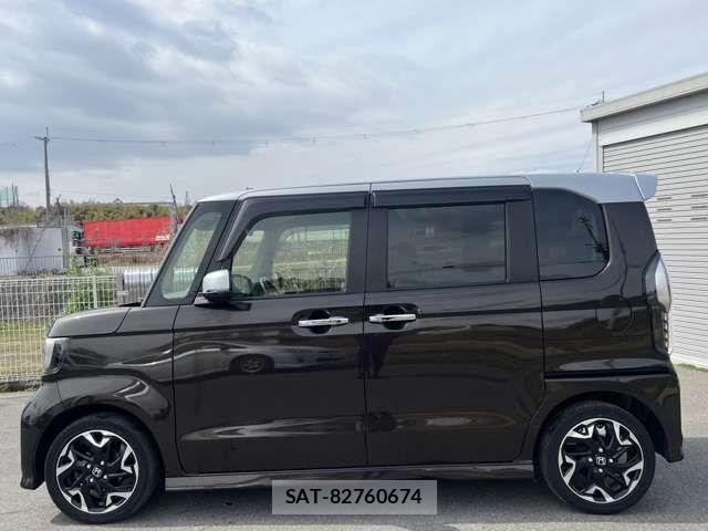 Honda N BOX CUSTOM 2017-11 4597805-9