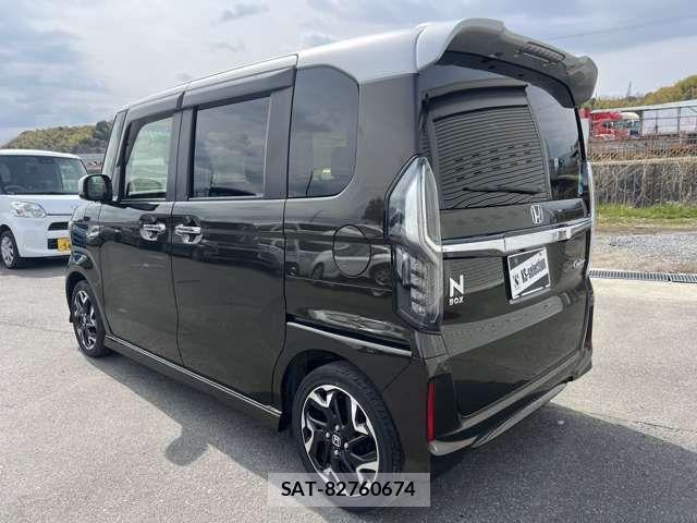 Honda N BOX CUSTOM 2017-11 4597805-12