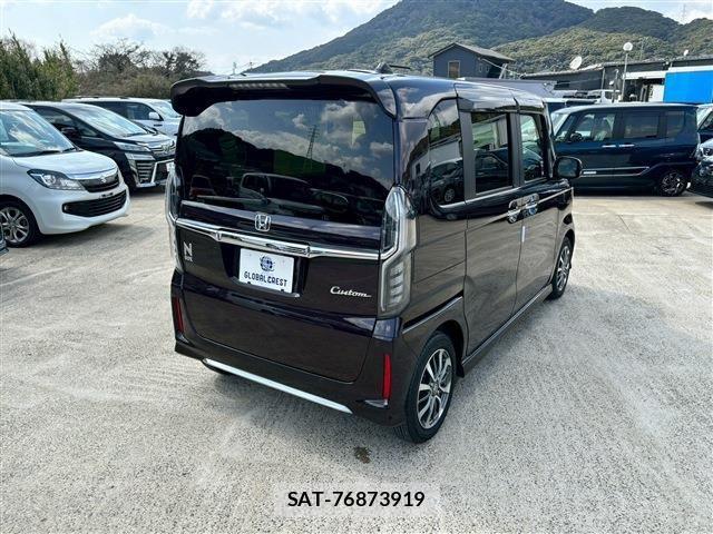 Honda N BOX CUSTOM 2022-12 4597680-12