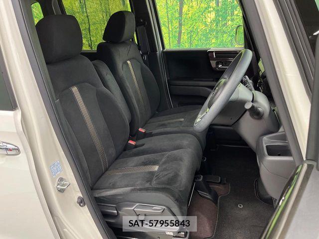 Honda N BOX CUSTOM 2020-01 4640094-8