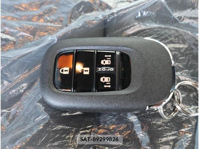 Honda N BOX CUSTOM 2025-11 4755939-15