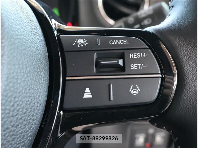 Honda N BOX CUSTOM 2025-11 4755939-19