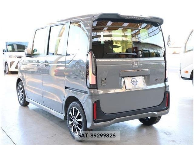 Honda N BOX CUSTOM 2025-11 4755939-25
