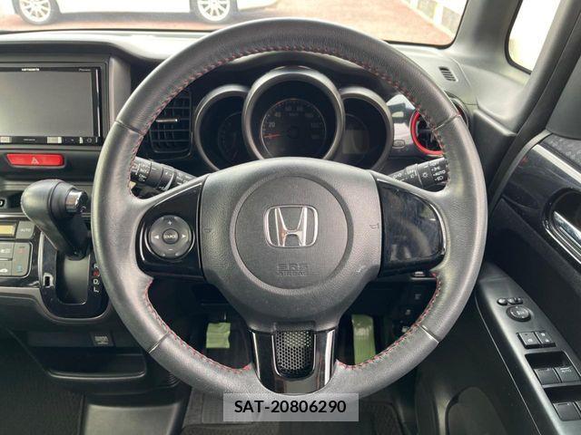 Honda N BOX CUSTOM 2015-03 4972768-7