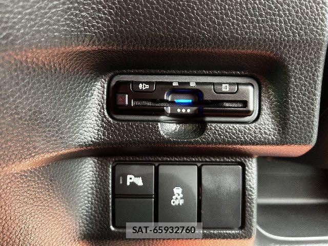 Honda N BOX CUSTOM 2024-01 4972215-15